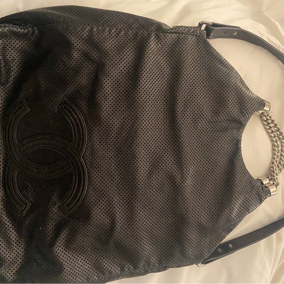 Chanel Rodeo Drive Hobo - Picture 7 of 7